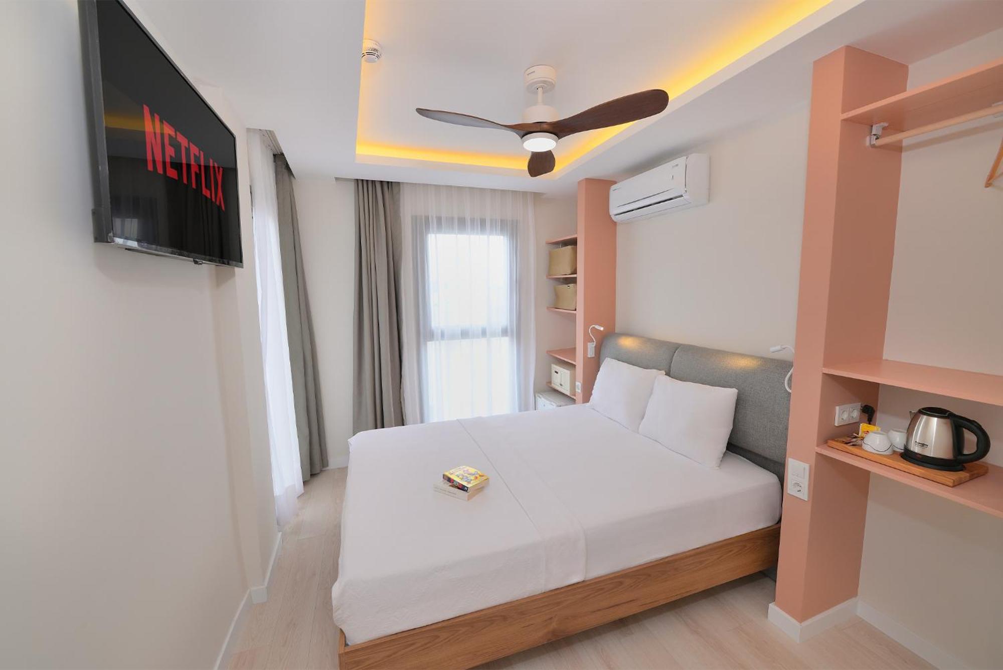 Calis Hotel Кешме Экстерьер фото